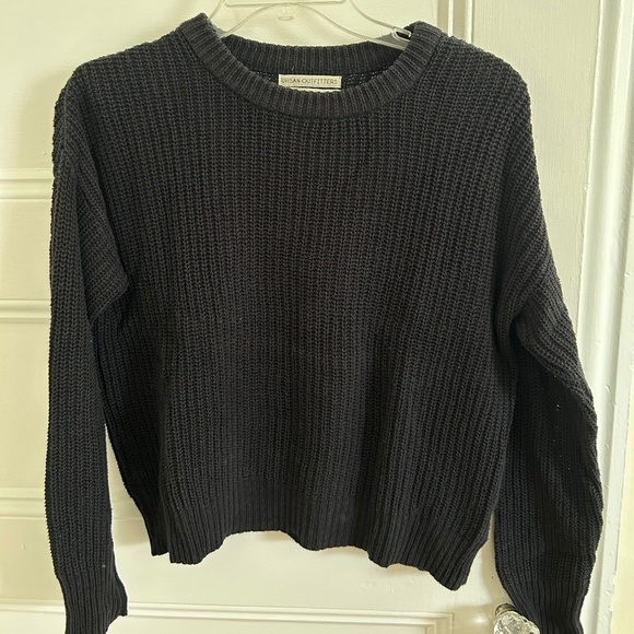 Black Sweater - Picture 1 of 3